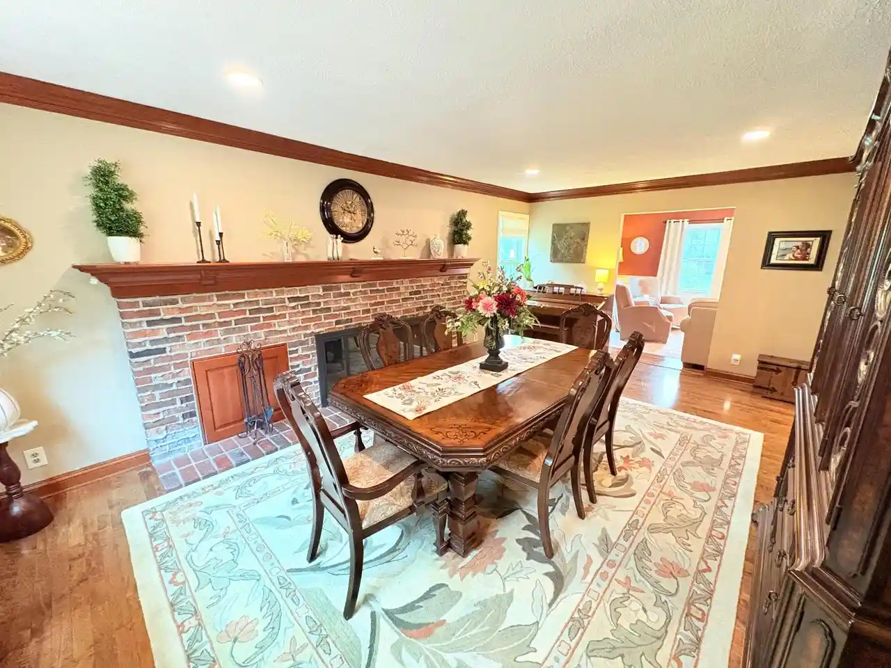 image of 18400 Chevy Chase, Brookfield, WI 53045 | MLS# 1975588