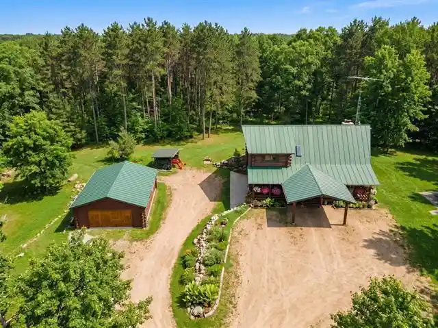 1st image of 3206 1st Dr Dr, Oxford, WI 53952 | MLS# 2030155