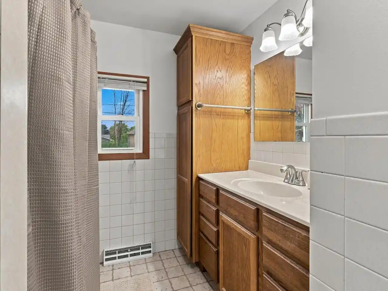 3rd image of 3519 W Marshall Street Street, Manitowoc, WI 54220 | MLS# 1975605