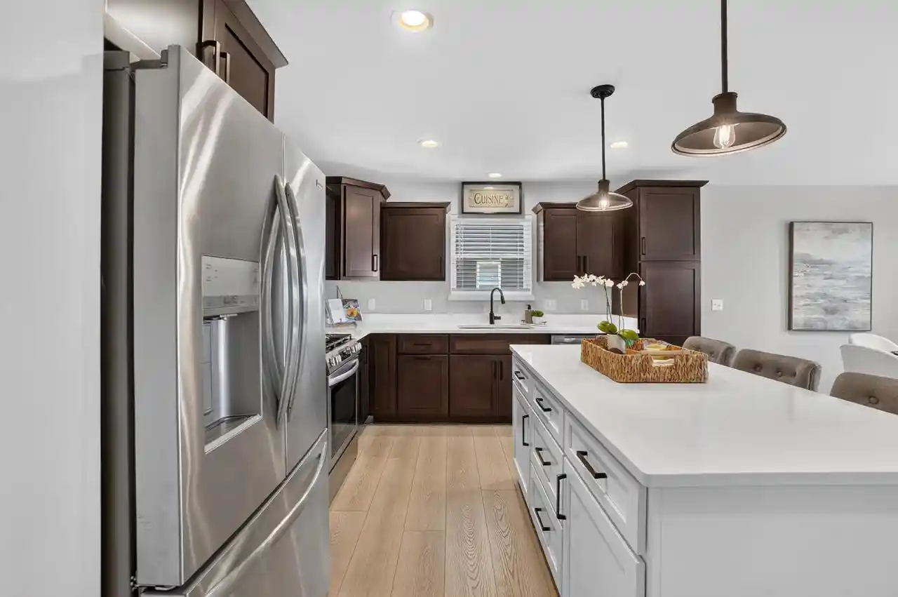 33rd image of 1350 Arrowood Circle W Circle W, Oconomowoc, WI 53066 | MLS# 1975610