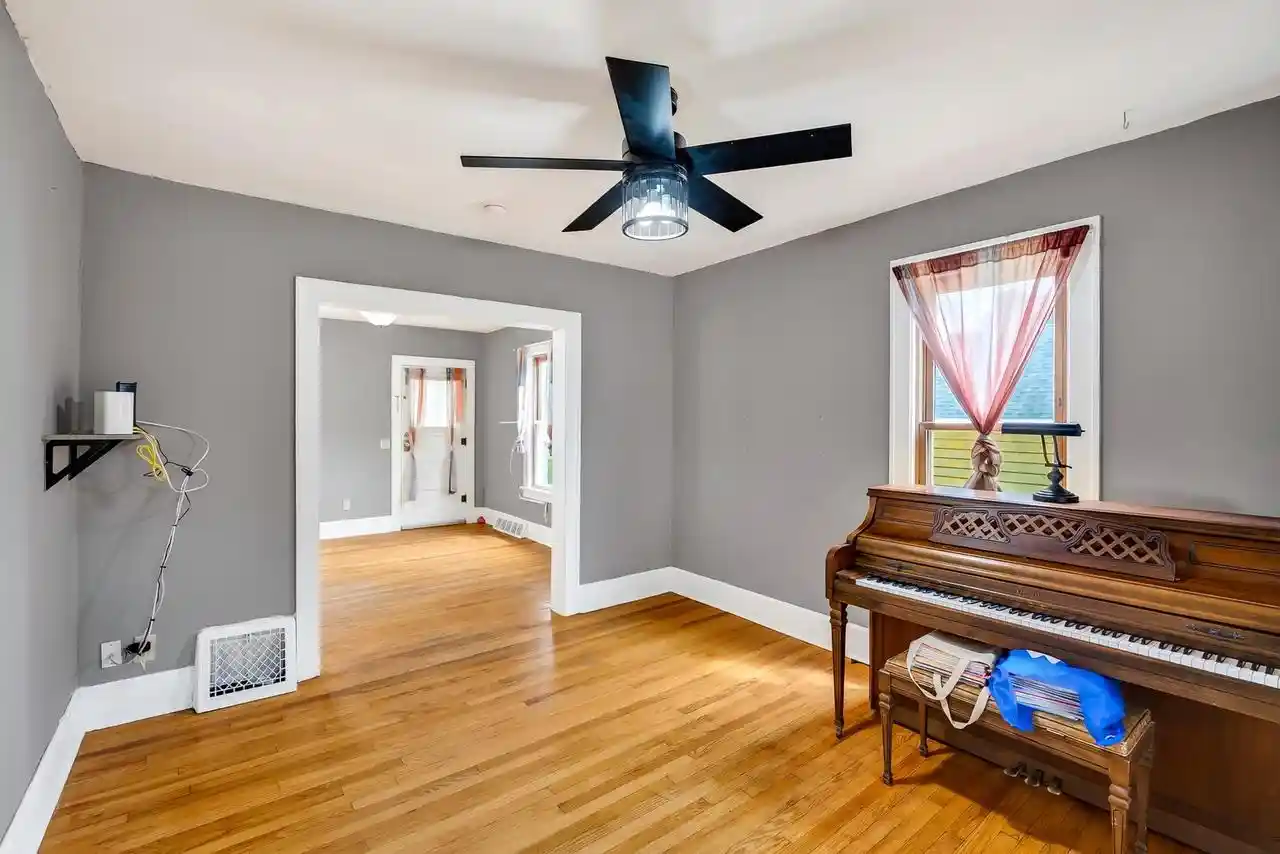 2nd image of 811 W Franklin Street Street, Portage, WI 53901 | MLS# 2030165