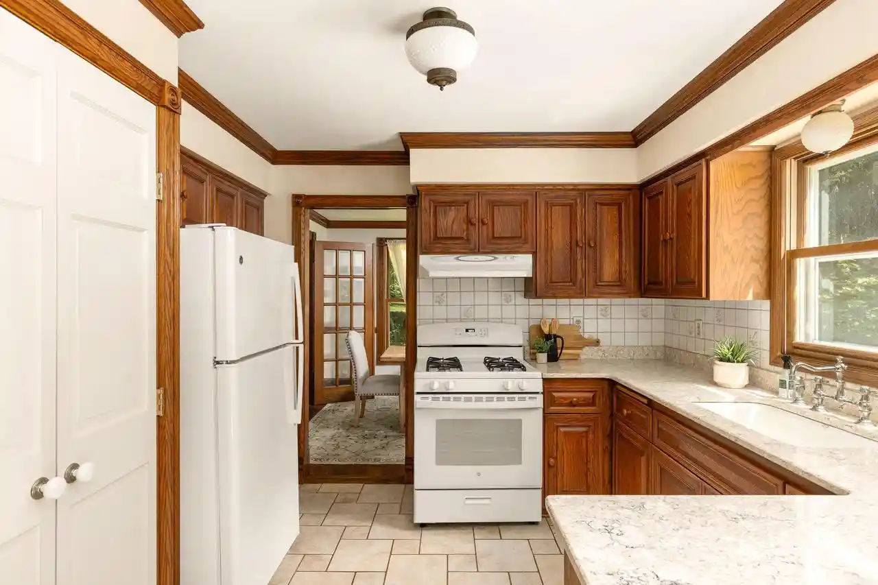 4th image of S67W24425 Skyline Avenue Avenue, Waukesha, WI 53189 | MLS# 1975619