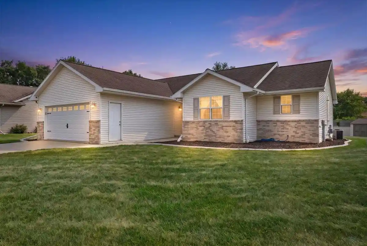 1st image of 2540 Manitowoc Road Road, Green Bay, WI 54311 | MLS# 50330750