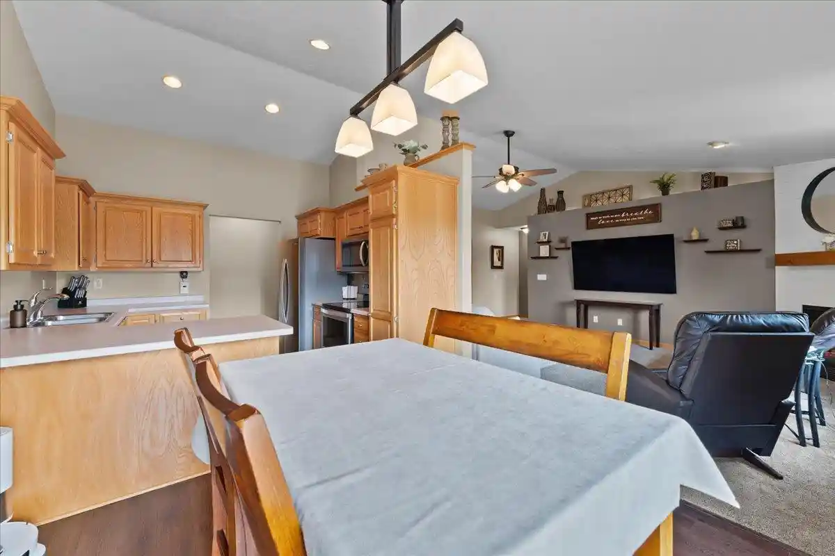 2nd image of 2540 Manitowoc Road Road, Green Bay, WI 54311 | MLS# 50330750