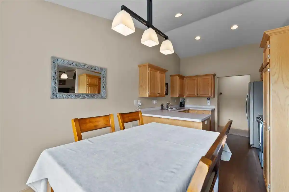 3rd image of 2540 Manitowoc Road Road, Green Bay, WI 54311 | MLS# 50330750