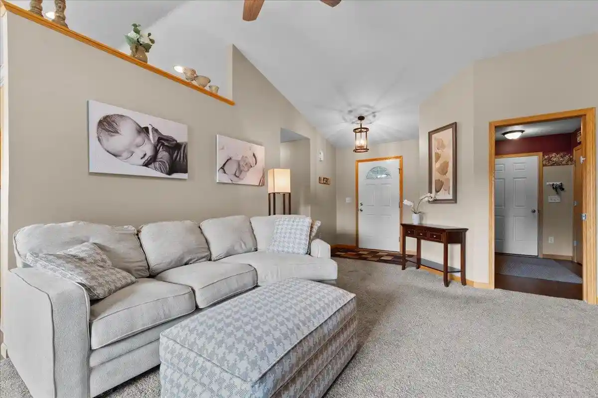 4th image of 2540 Manitowoc Road Road, Green Bay, WI 54311 | MLS# 50330750