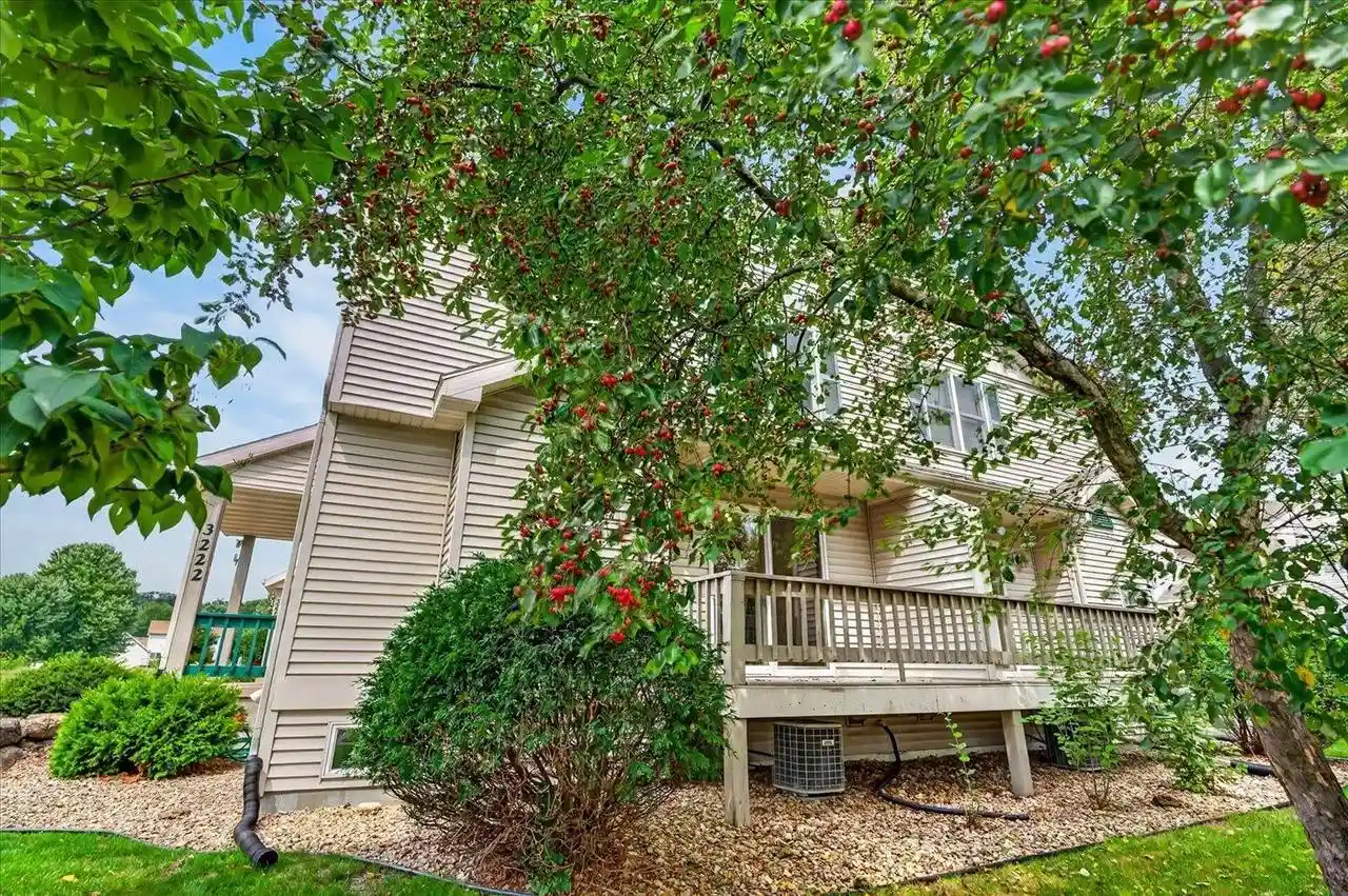 Photo 4 of Condo for sale at 3222 Stonecreek Dr Dr, Madison, WI 53719 | MLS# 2030169 | Listing updated on 2026-09-16