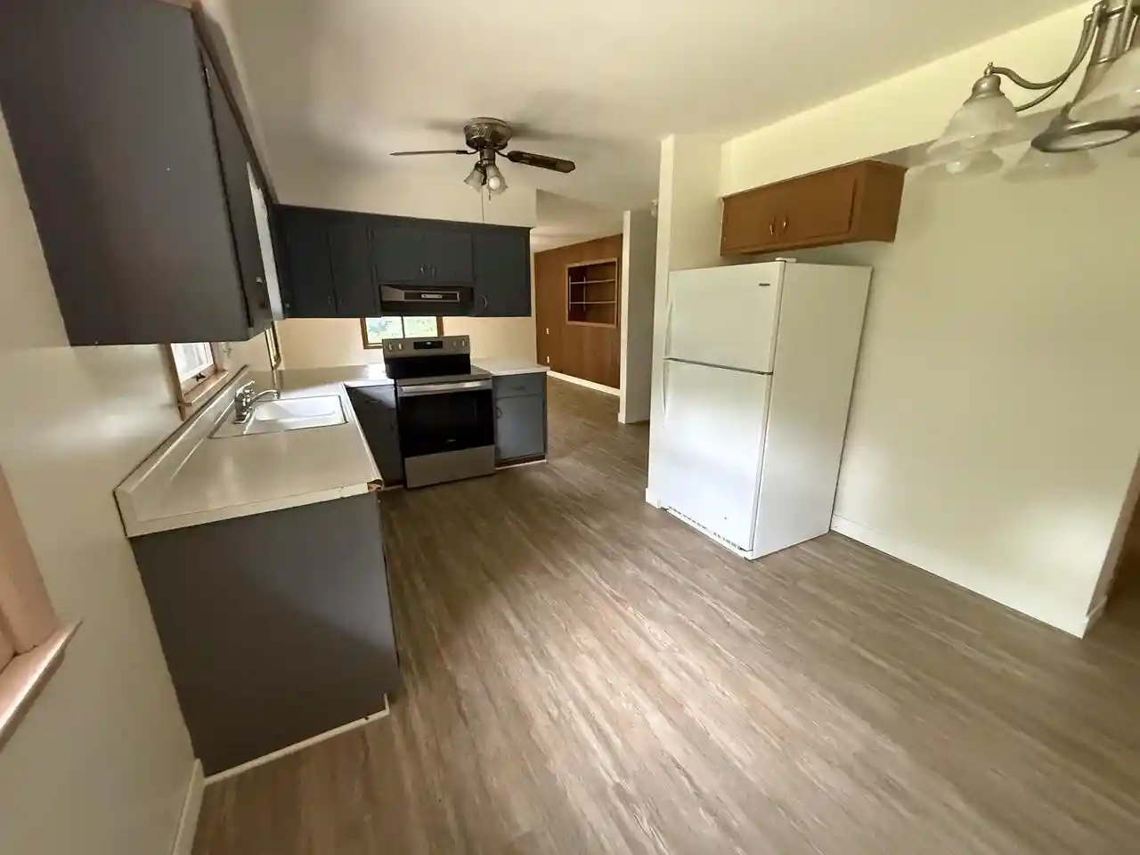 image of 8414 S Verdev Dr Dr, Oak Creek, WI 53154 | MLS# 1975620