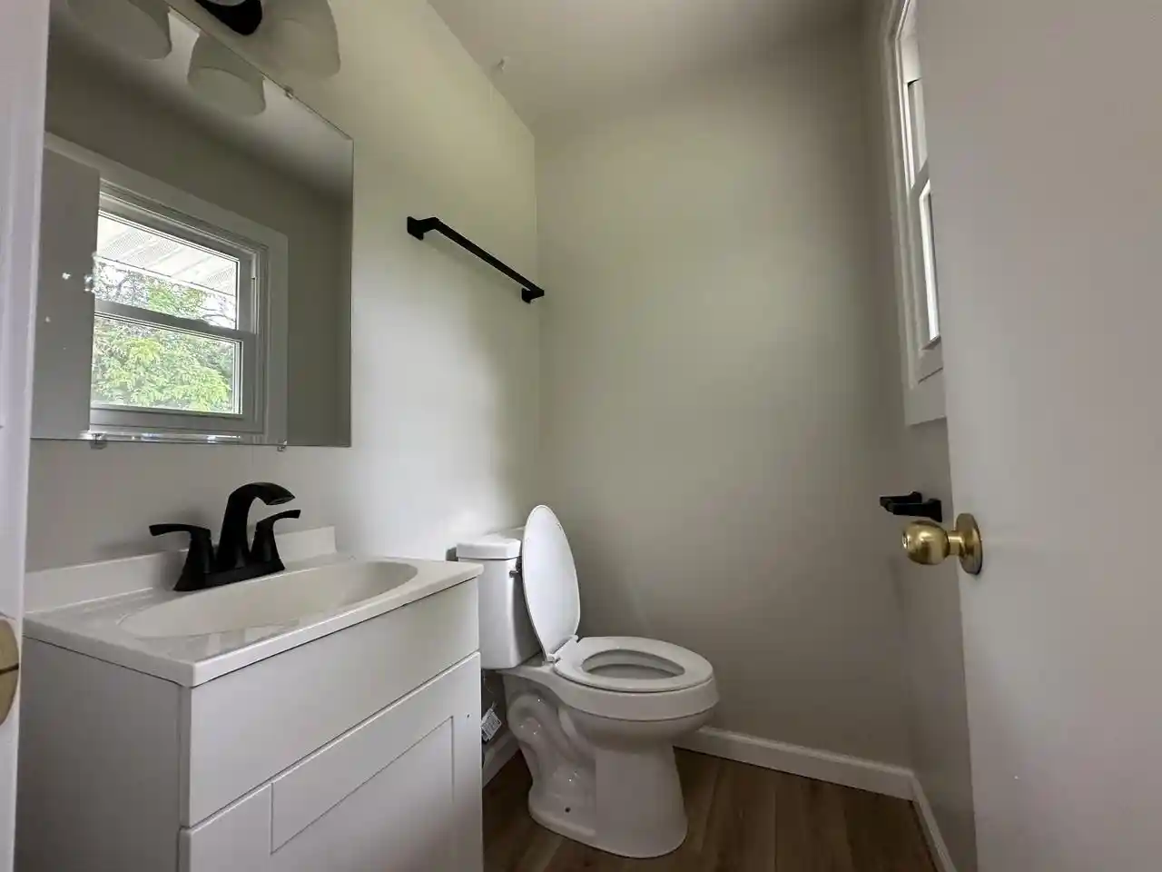 3rd image of 6656 W Brentwood Avenue Avenue, Milwaukee, WI 53223 | MLS# 50330751