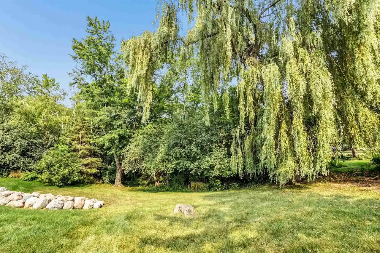 Photo 2 of Single family home for sale at 2719 Woodland Hills Court Court, Green Bay, WI 54311 | MLS# 50330757 | Listing updated on 2026-09-22