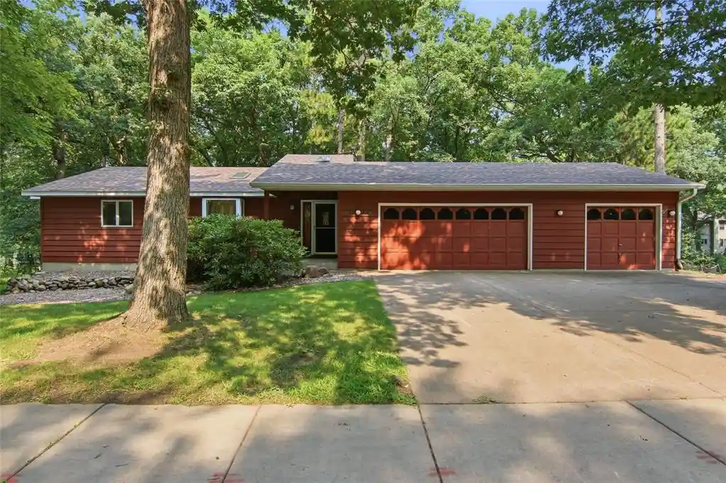 Photo 1 of Single family home for sale at 3728 Forest Heights Dr Dr, Eau Claire, WI 54701 | MLS# 1603704 | Listing updated on 2026-09-15
