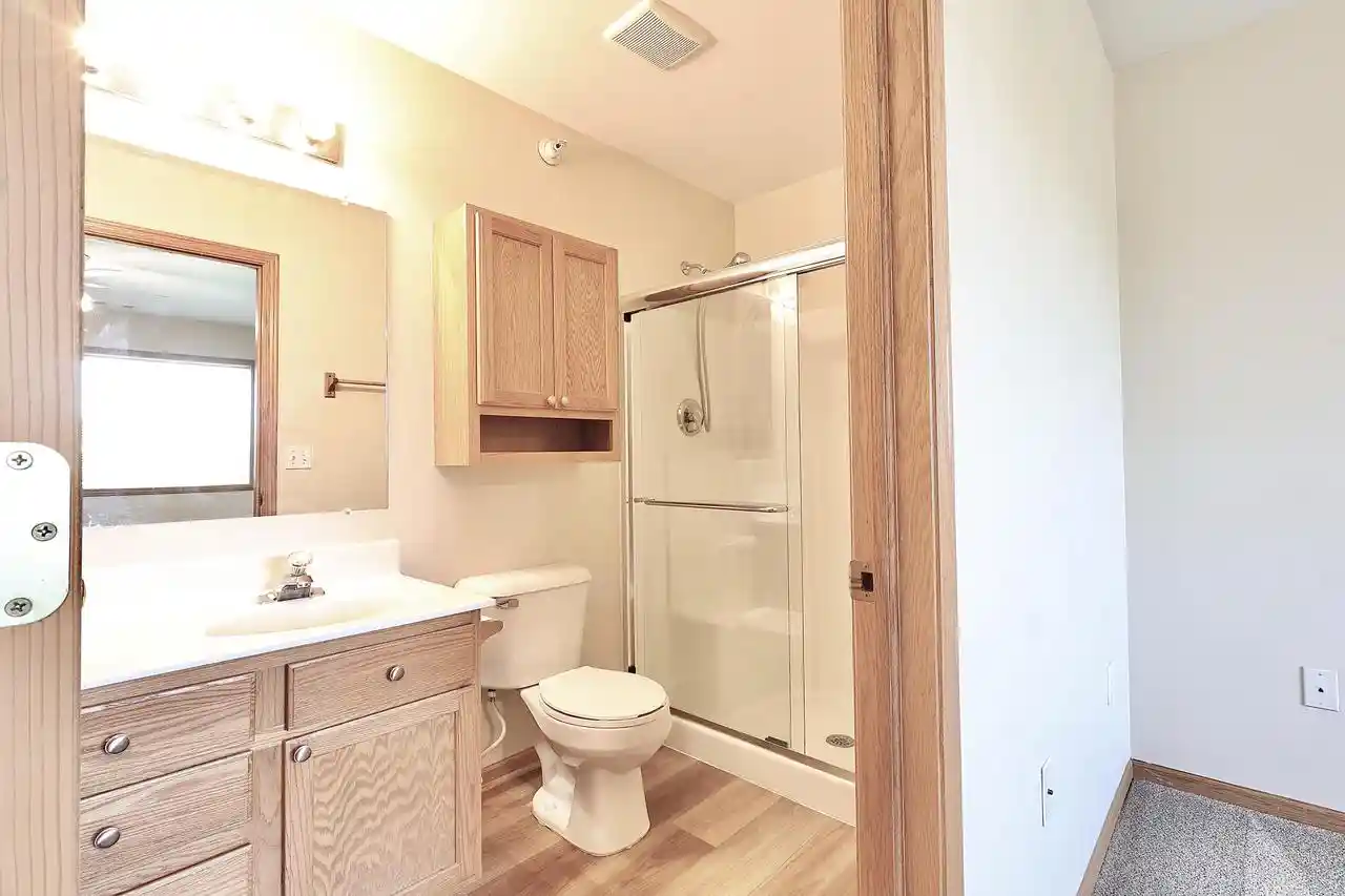 4th image of 2520 11Th Pl Pl #206, Kenosha, WI 53140 | MLS# 1975630