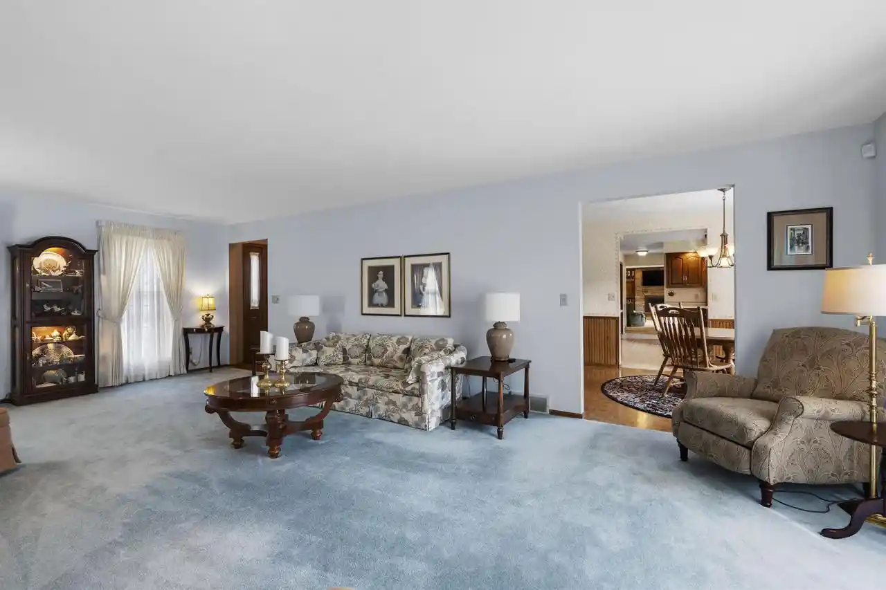 Photo 2 of Single family home for sale at 609 Scarlet Oak Court Court, Appleton, WI 54915 | MLS# 50330765 | Listing updated on 2026-08-14