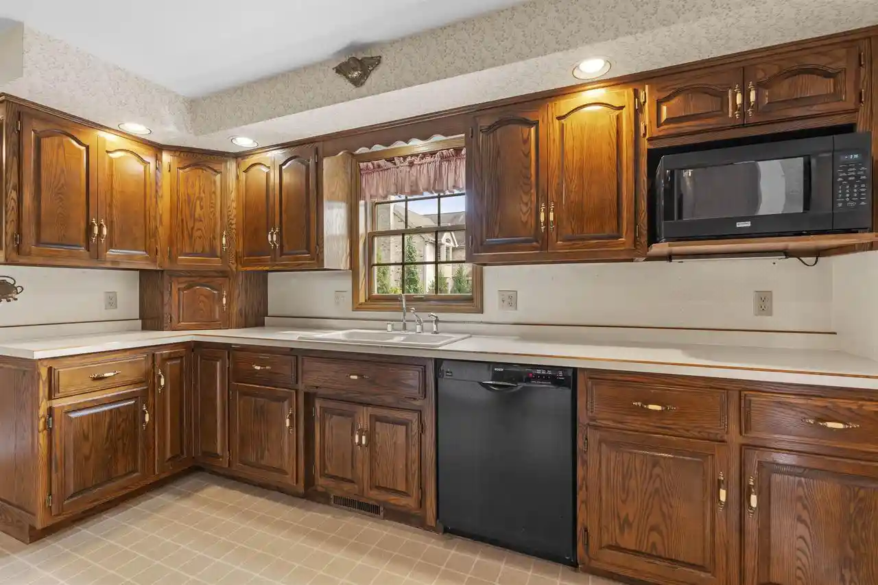 Photo 3 of Single family home for sale at 609 Scarlet Oak Court Court, Appleton, WI 54915 | MLS# 50330765 | Listing updated on 2026-08-14