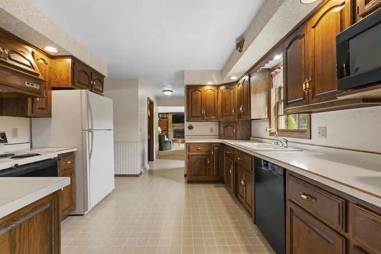Photo 4 of Single family home for sale at 609 Scarlet Oak Court Court, Appleton, WI 54915 | MLS# 50330765 | Listing updated on 2026-08-14