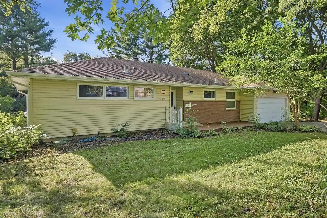 Photo 1 of Single family home for sale at 402 E Dean Ave, Madison, WI 53716 | MLS# 2030176 | Listing updated on 2026-09-30