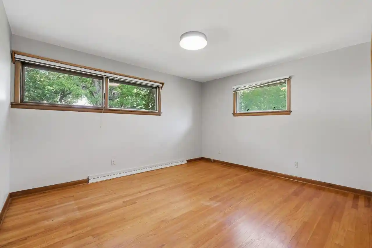 Photo 2 of Single family home for sale at 402 E Dean Ave, Madison, WI 53716 | MLS# 2030176 | Listing updated on 2026-09-30