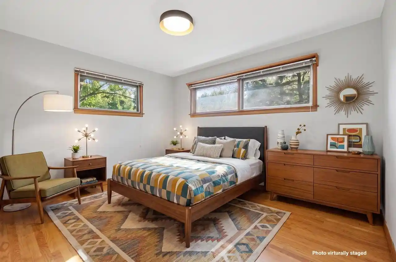 Photo 3 of Single family home for sale at 402 E Dean Ave, Madison, WI 53716 | MLS# 2030176 | Listing updated on 2026-09-30