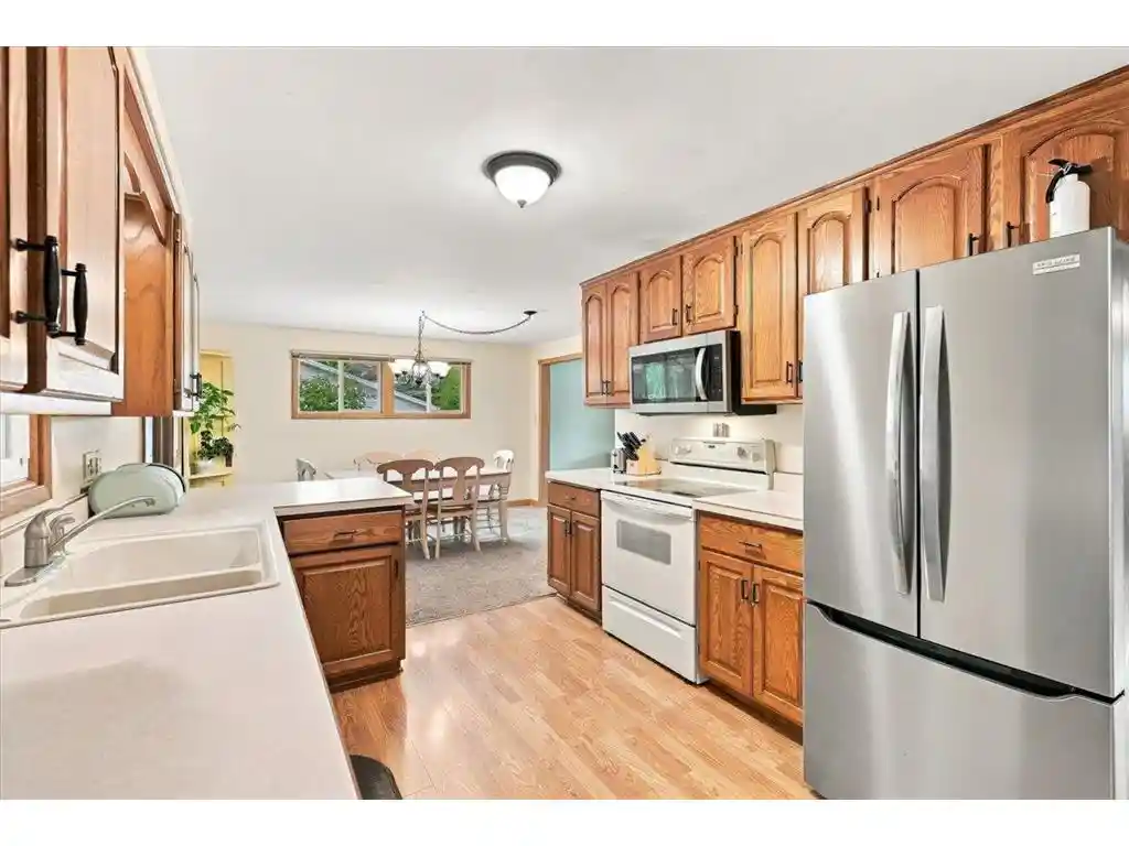 3rd image of 942 Morgan Road Road, River Falls, WI 54022 | MLS# 7115987