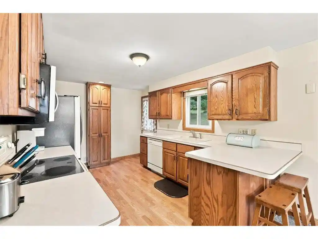 4th image of 942 Morgan Road Road, River Falls, WI 54022 | MLS# 7115987