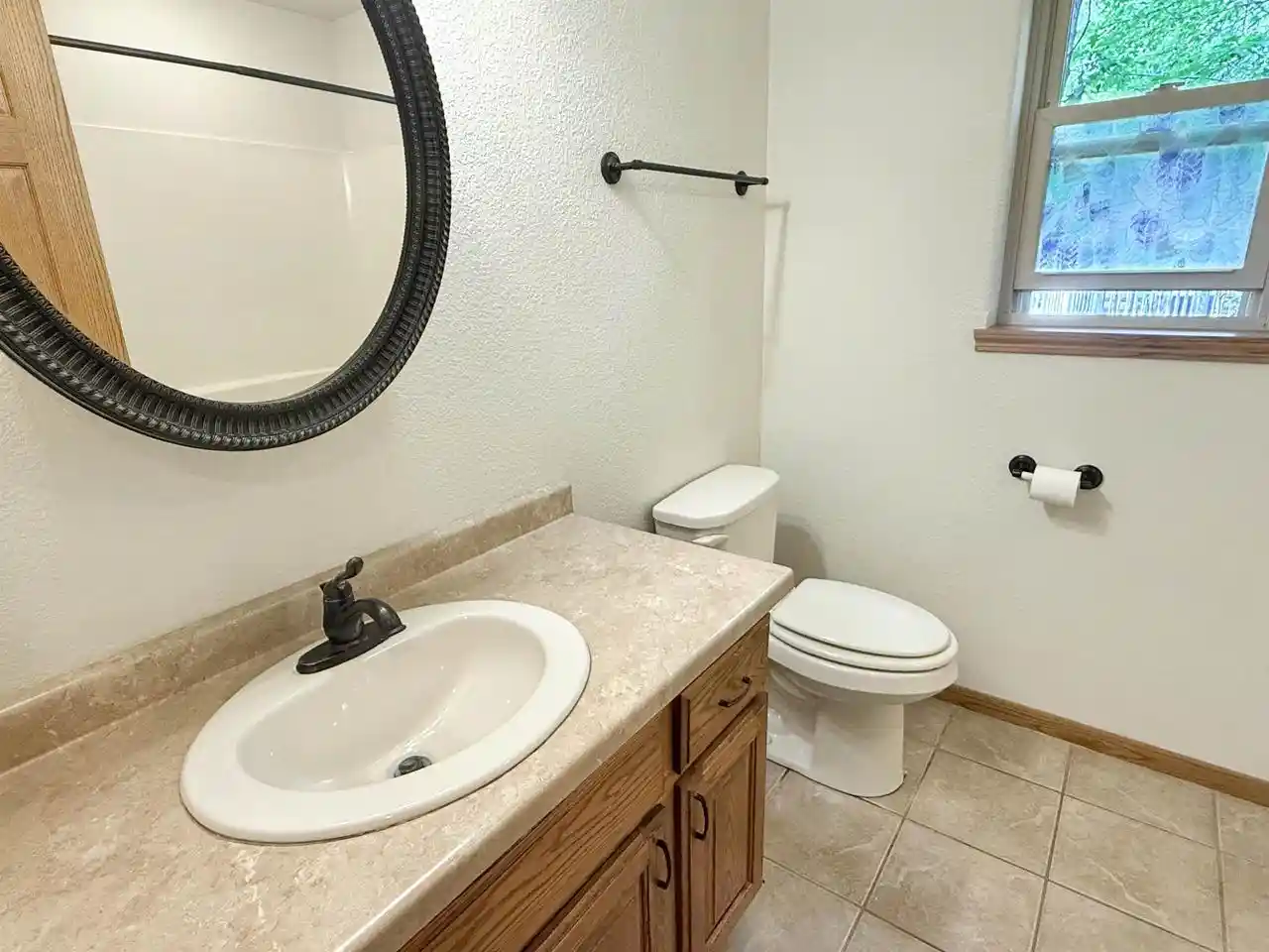 Photo 4 of Single family home for sale at 850 Wedgewood Dr Dr, Kronenwetter, WI 54455 | MLS# 22603854 | Listing updated on 2026-09-10