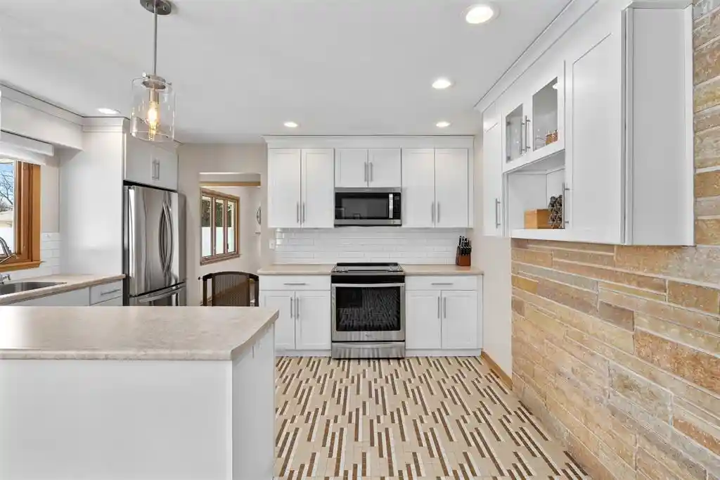 Photo 3 of Single family home for sale at 703 E Grant Avenue Avenue, Eau Claire, WI 54701 | MLS# 1604073 | Listing updated on 2026-08-11