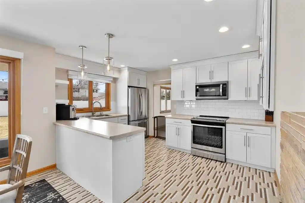 Photo 4 of Single family home for sale at 703 E Grant Avenue Avenue, Eau Claire, WI 54701 | MLS# 1604073 | Listing updated on 2026-08-11