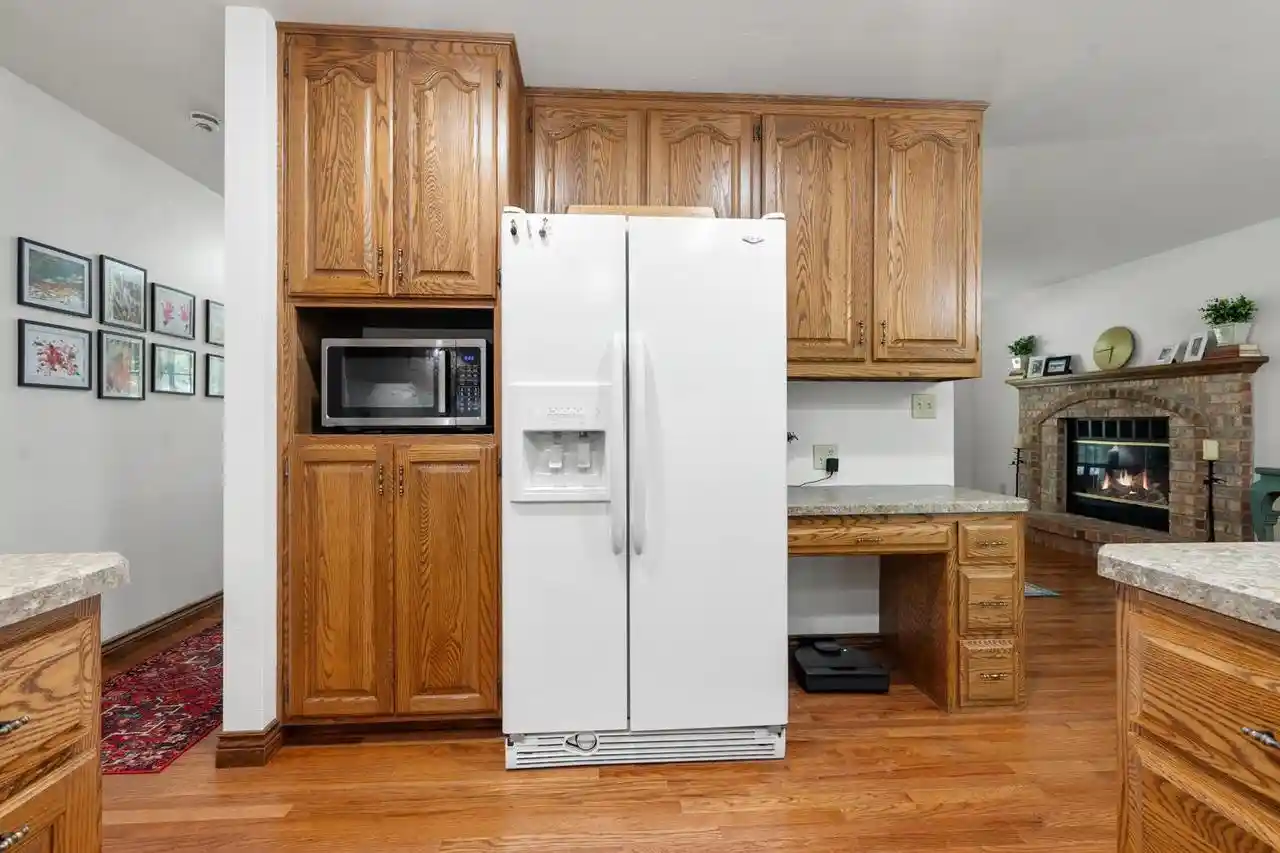 Photo 4 of Single family home for sale at 1744 Ives Ln, Suamico, WI 54173 | MLS# 50330767 | Listing updated on 2026-09-19