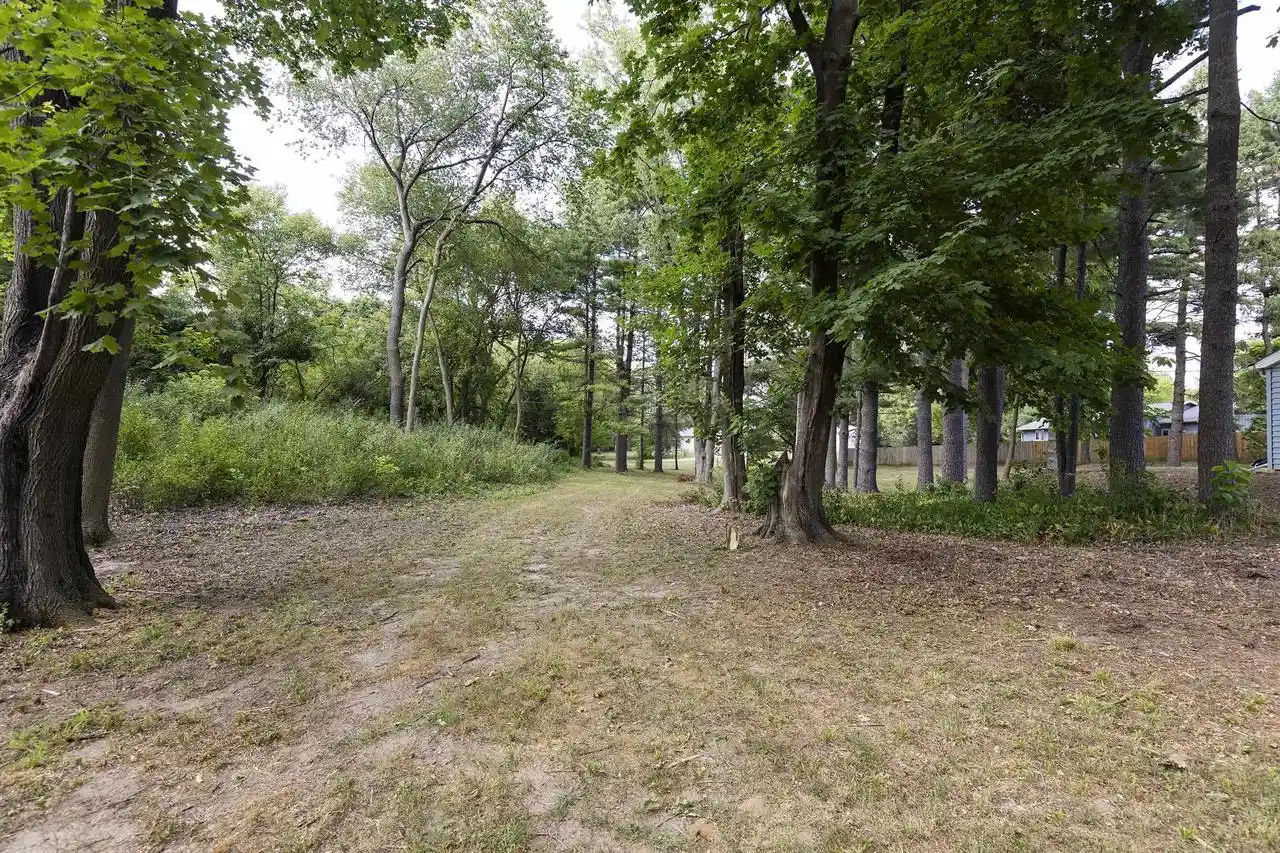 2nd image of 0 Hackbarth Road Road, Fort Atkinson, WI 53538 | MLS# 2030183