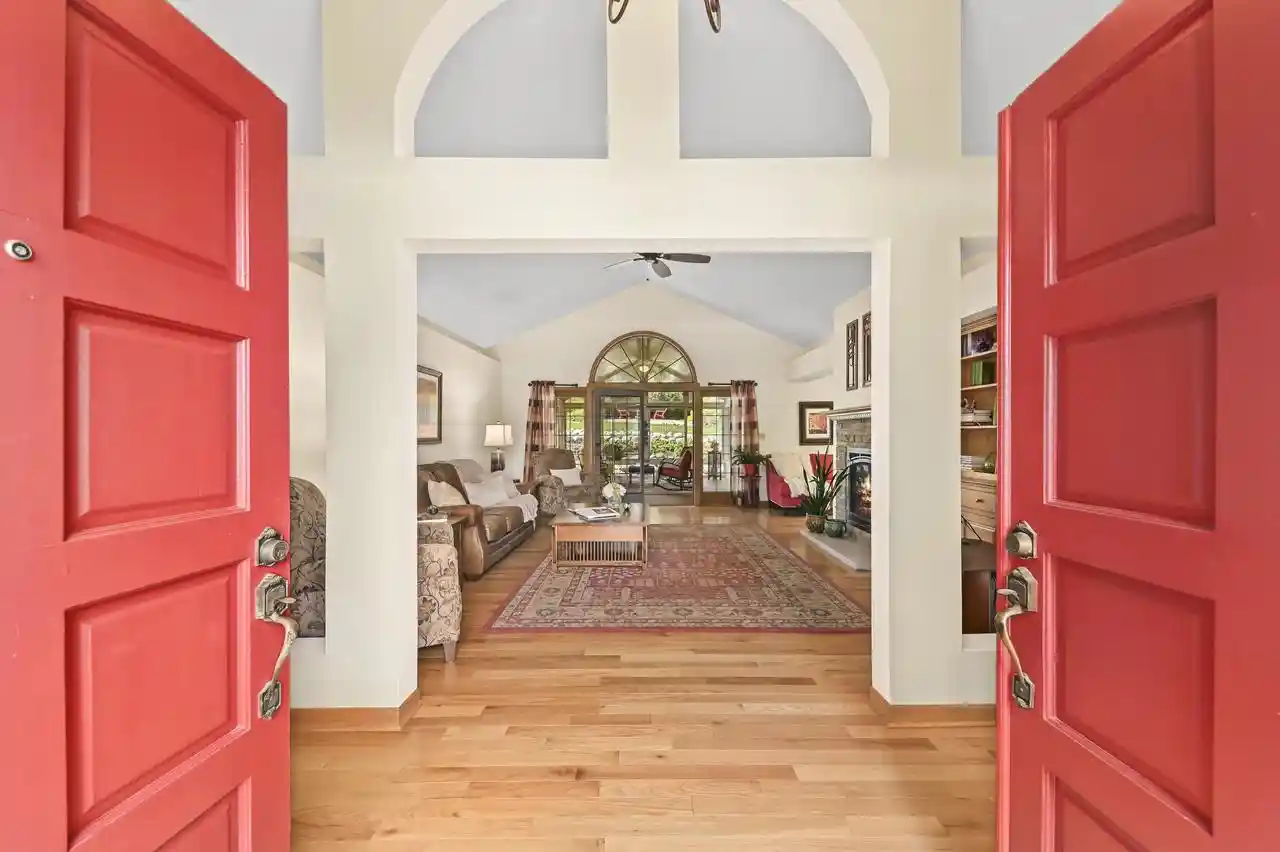 43rd image of 16520 W Heatherly Dr Dr, New Berlin, WI 53151 | MLS# 1975640
