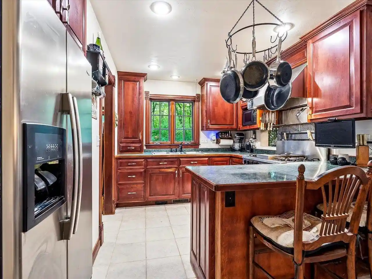 Photo 4 of Single family home for sale at 900 Mt Hood Court Court, Green Bay, WI 54311 | MLS# 50330777 | Listing updated on 2026-08-26