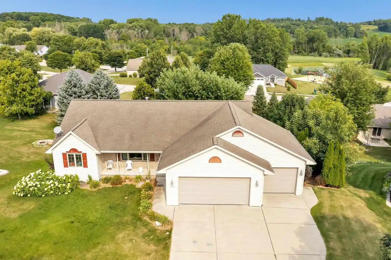 1st image of 1416 Wilbert Hill Court Court, Green Bay, WI 54313 | MLS# 50330780