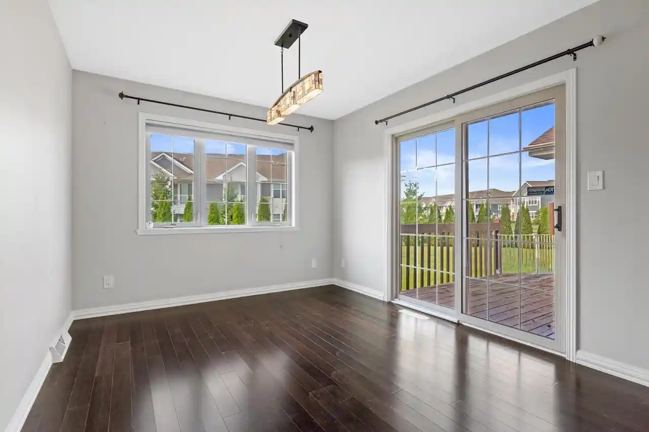 4th image of 8407 S Cortland Dr Dr, Oak Creek, WI 53154 | MLS# 1975644