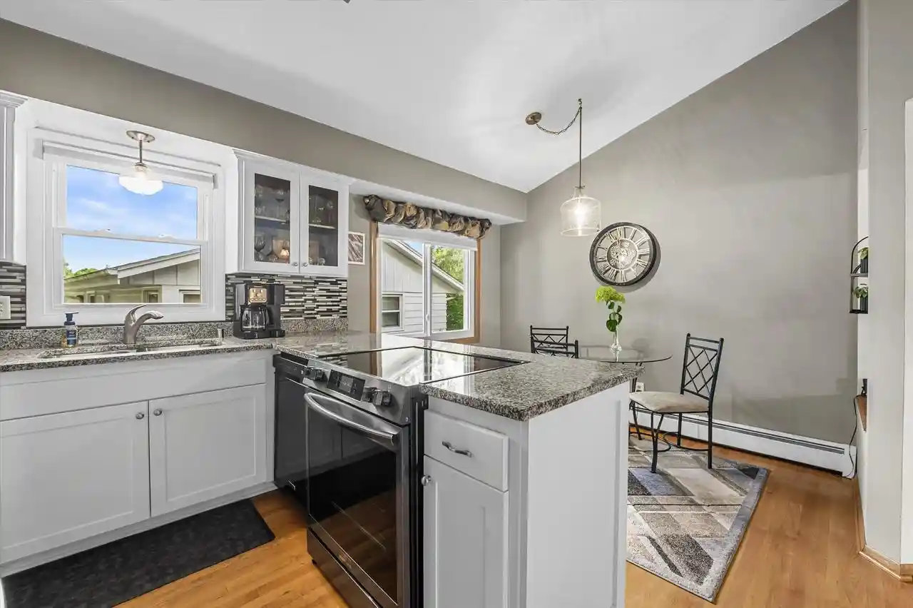 2nd image of W172n9390 Shady Lane Lane, Menomonee Falls, WI 53051 | MLS# 1975646
