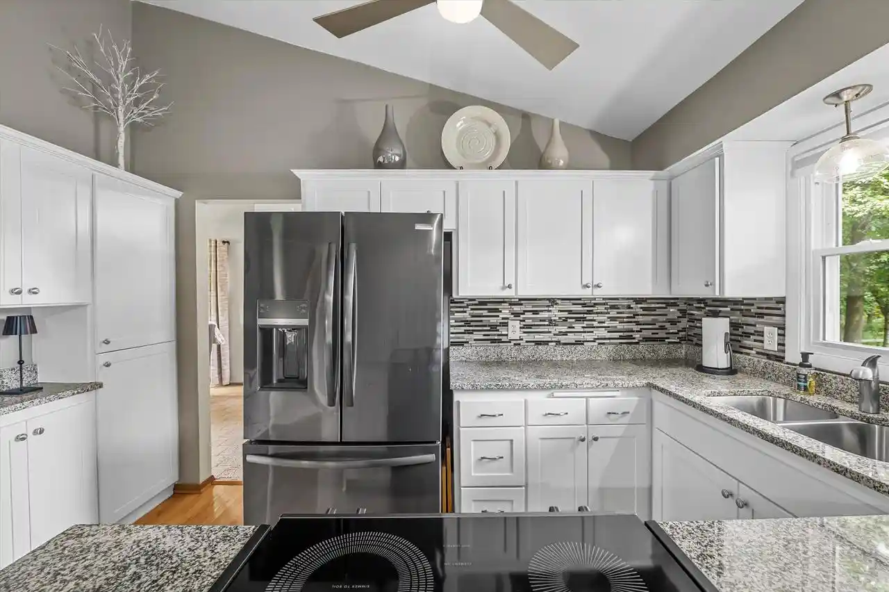 32nd image of W172n9390 Shady Lane Lane, Menomonee Falls, WI 53051 | MLS# 1975646