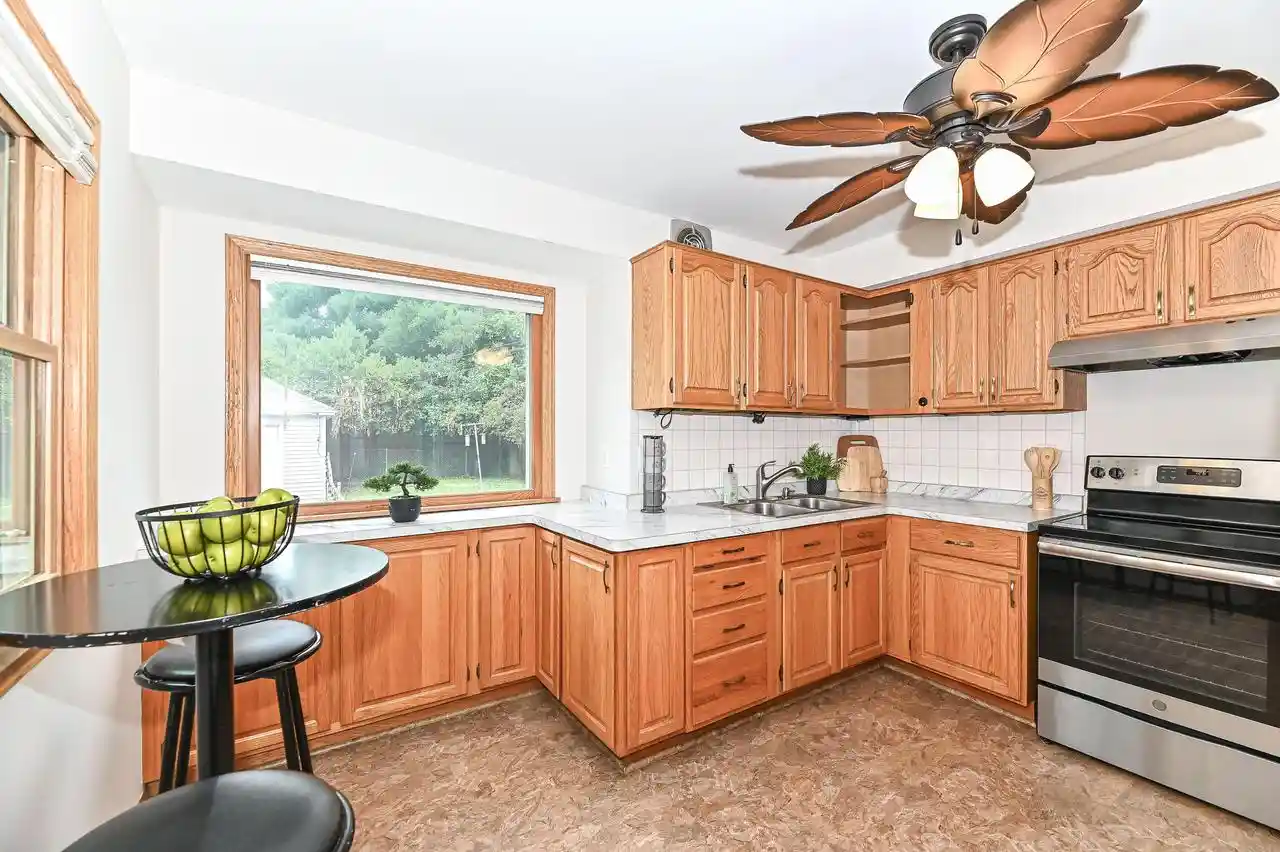 4th image of 2321 S 82Nd Street Street, Milwaukee, WI 53219 | MLS# 1975648
