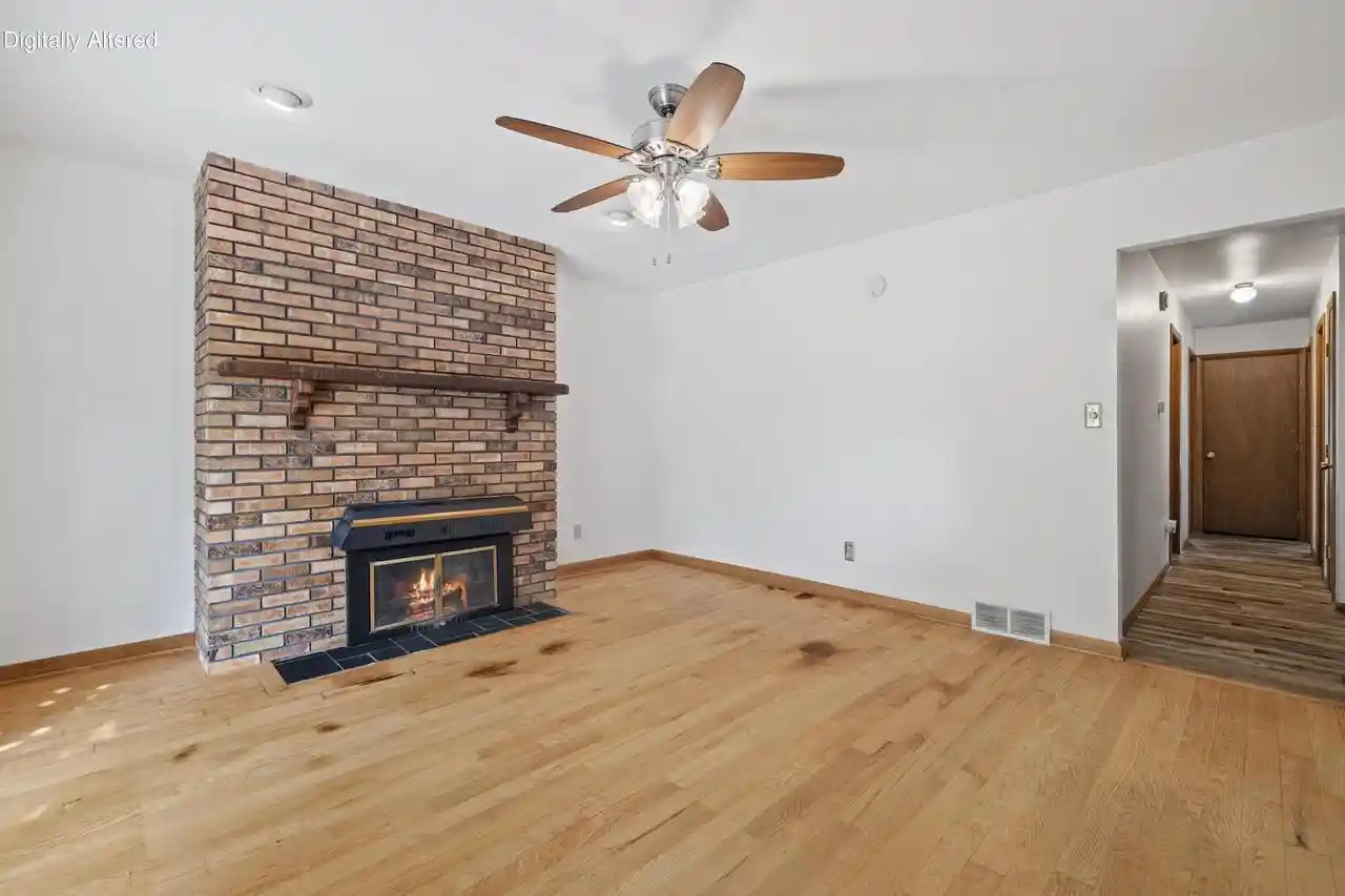 Photo 2 of Single family home for sale at 3325 14th Pl Pl, Kenosha, WI 53144 | MLS# 1975650 | Listing updated on 2026-08-30
