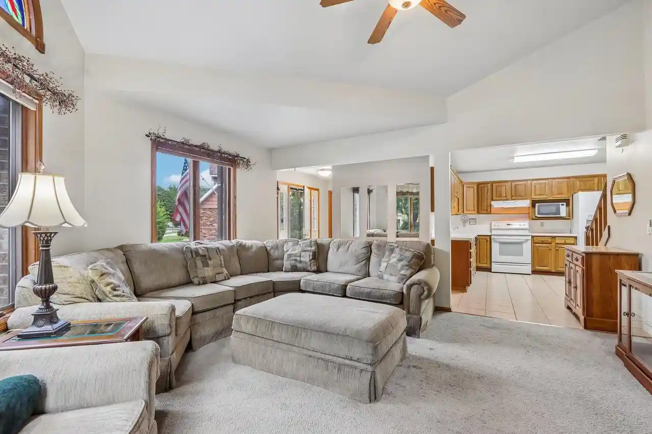 2nd image of 432 Jennifer Avenue Avenue, Burlington, WI 53105 | MLS# 1975660