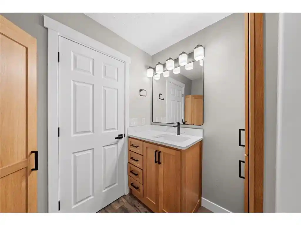 4th image of 808 Brady Lane Lane, New Richmond, WI 54017 | MLS# 7124800