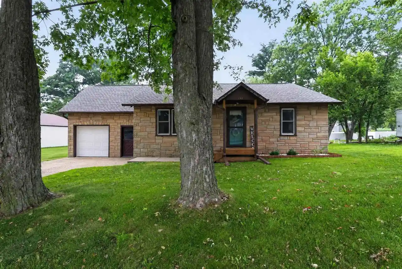 1st image of 143 N 5th Street Street, Evansville, WI 53536 | MLS# 2030200