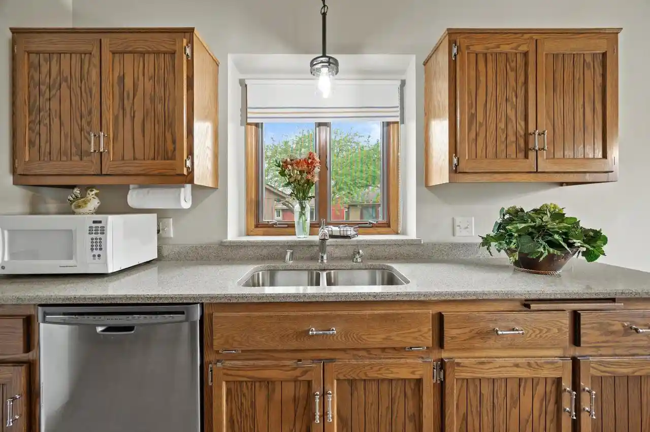 2nd image of 3580 W Cottonwood Court Court, Milwaukee, WI 53221 | MLS# 1975671