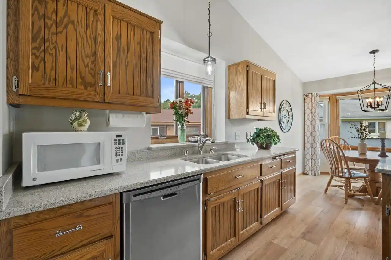29th image of 3580 W Cottonwood Court Court, Milwaukee, WI 53221 | MLS# 1975671