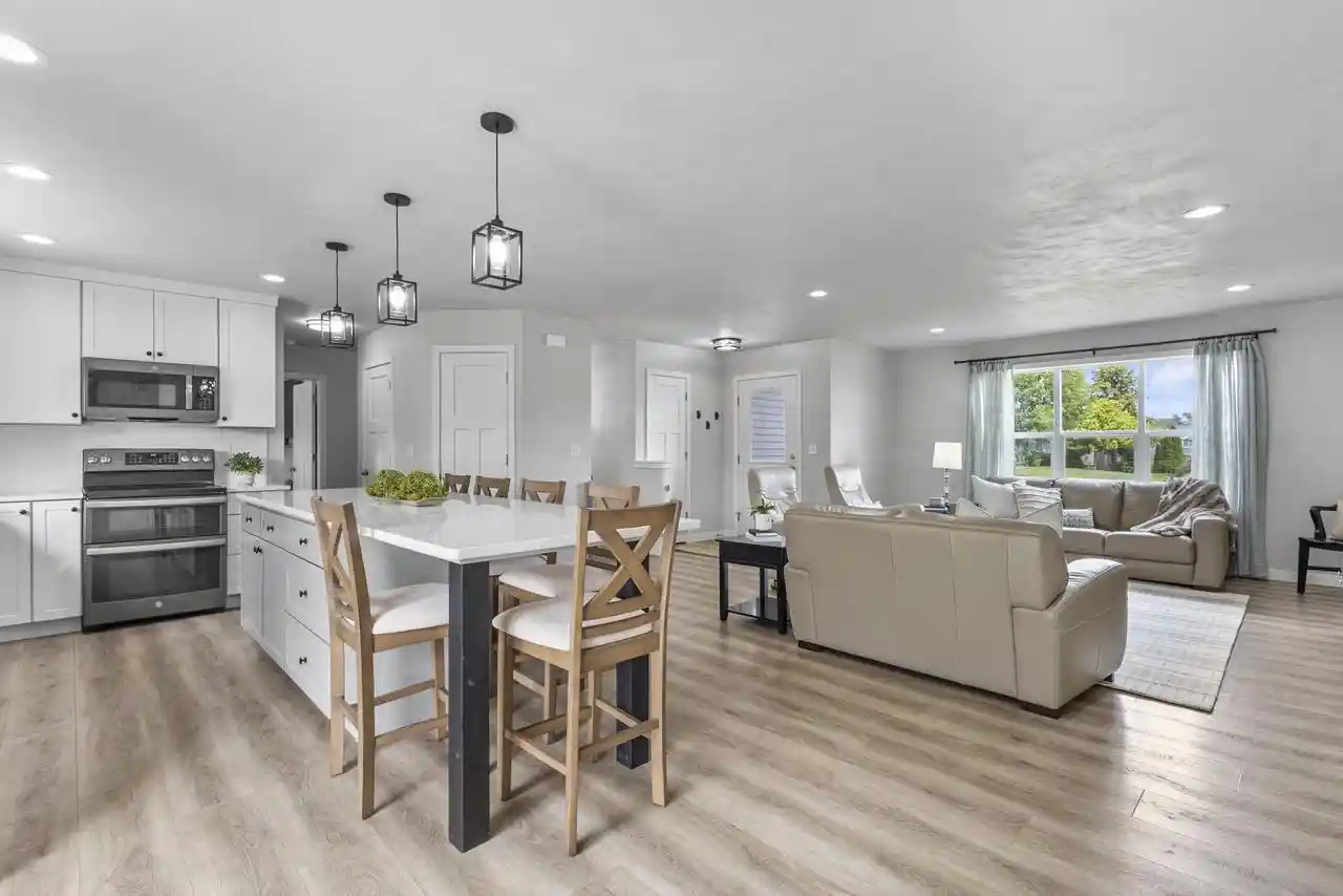 Photo 3 of Single family home for sale at 825 S Lincoln Street Street, Hortonville, WI 54944 | MLS# 50330795 | Listing updated on 2026-08-29