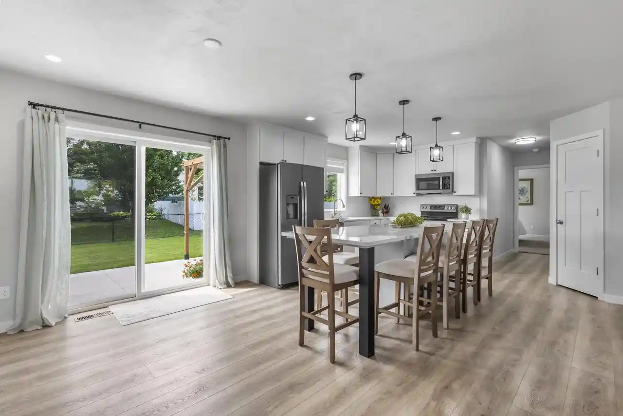 Photo 4 of Single family home for sale at 825 S Lincoln Street Street, Hortonville, WI 54944 | MLS# 50330795 | Listing updated on 2026-08-29