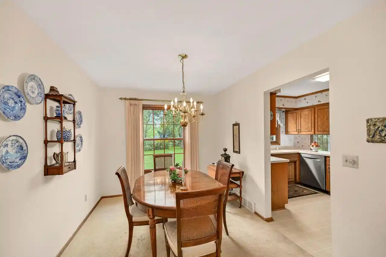 Photo 2 of Single family home for sale at 1128 Downing Dr Dr, Waukesha, WI 53186 | MLS# 1975684 | Listing updated on 2026-09-16