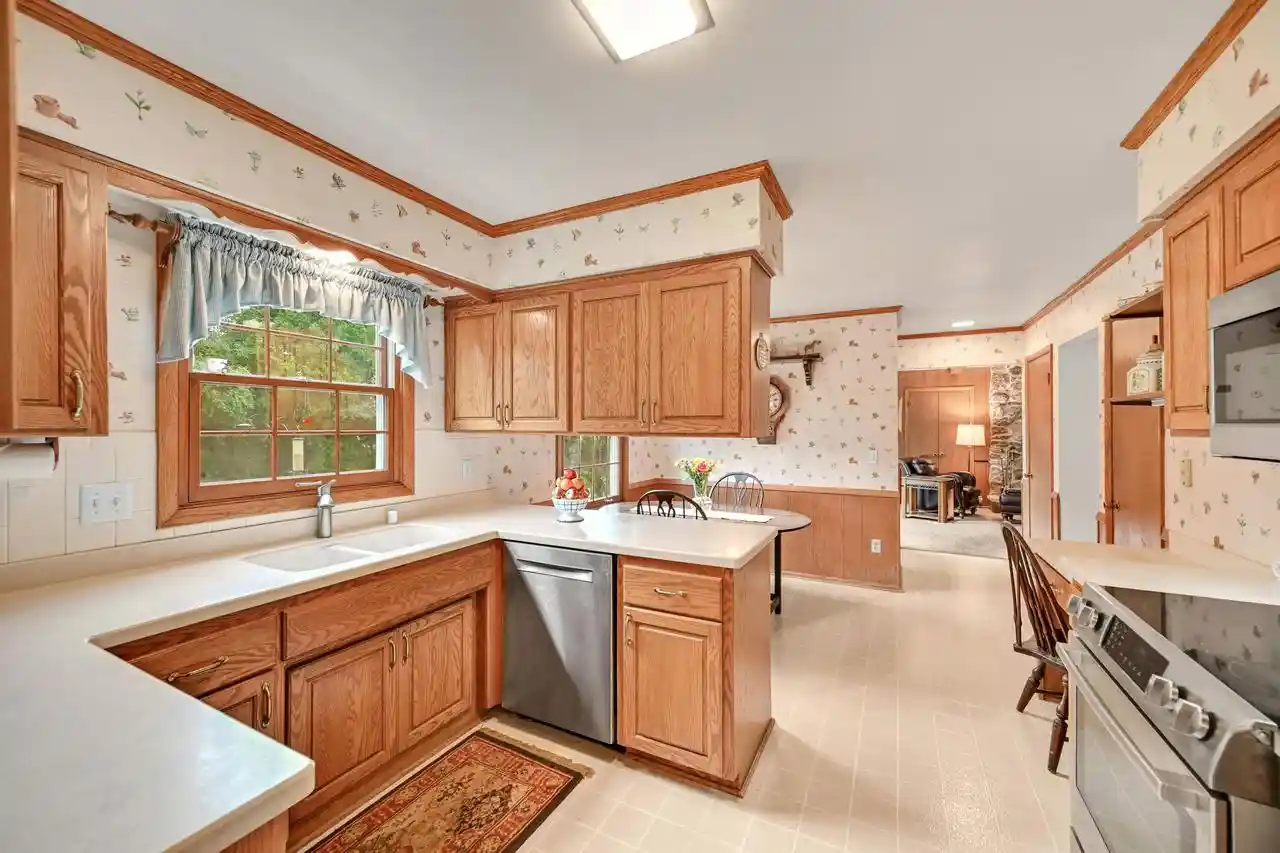 Photo 3 of Single family home for sale at 1128 Downing Dr Dr, Waukesha, WI 53186 | MLS# 1975684 | Listing updated on 2026-09-16