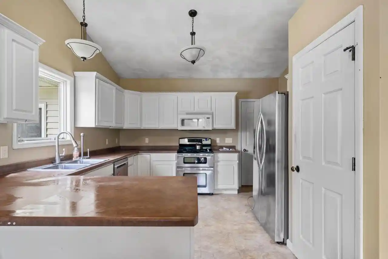 Photo 4 of Single family home for sale at 32 E Sunset Dr Dr, Milton, WI 53563 | MLS# 1975689 | Listing updated on 2026-10-07