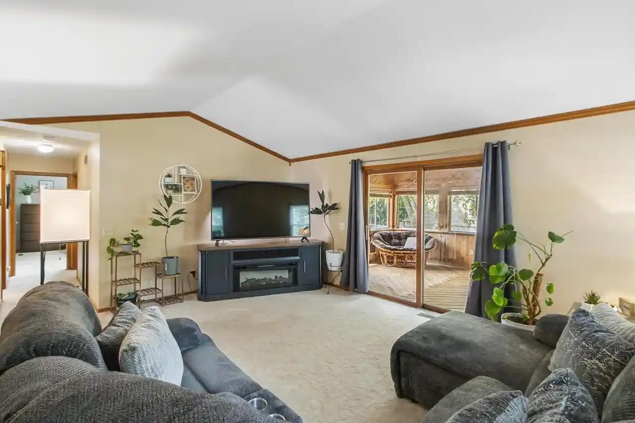 Photo 2 of Sale Pending at 5642 Irongate Dr Dr, Madison, WI 53716 | MLS# 2030214 | Listing updated on 2026-09-16