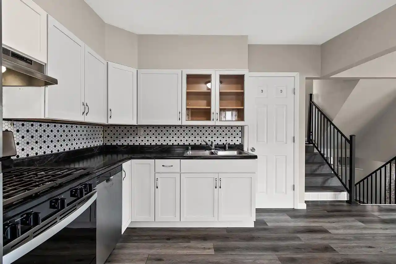 Photo 2 of Single family home for sale at 1413 Western Avenue Avenue, Green Bay, WI 54303 | MLS# 50330803 | Listing updated on 2026-09-23