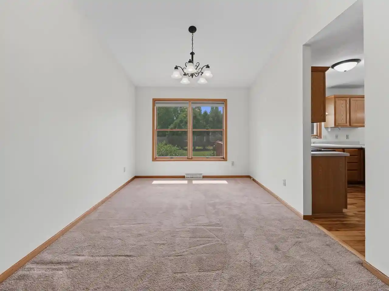 3rd image of 509 Gold Coast Lane Lane, Evansville, WI 53536 | MLS# 2030220